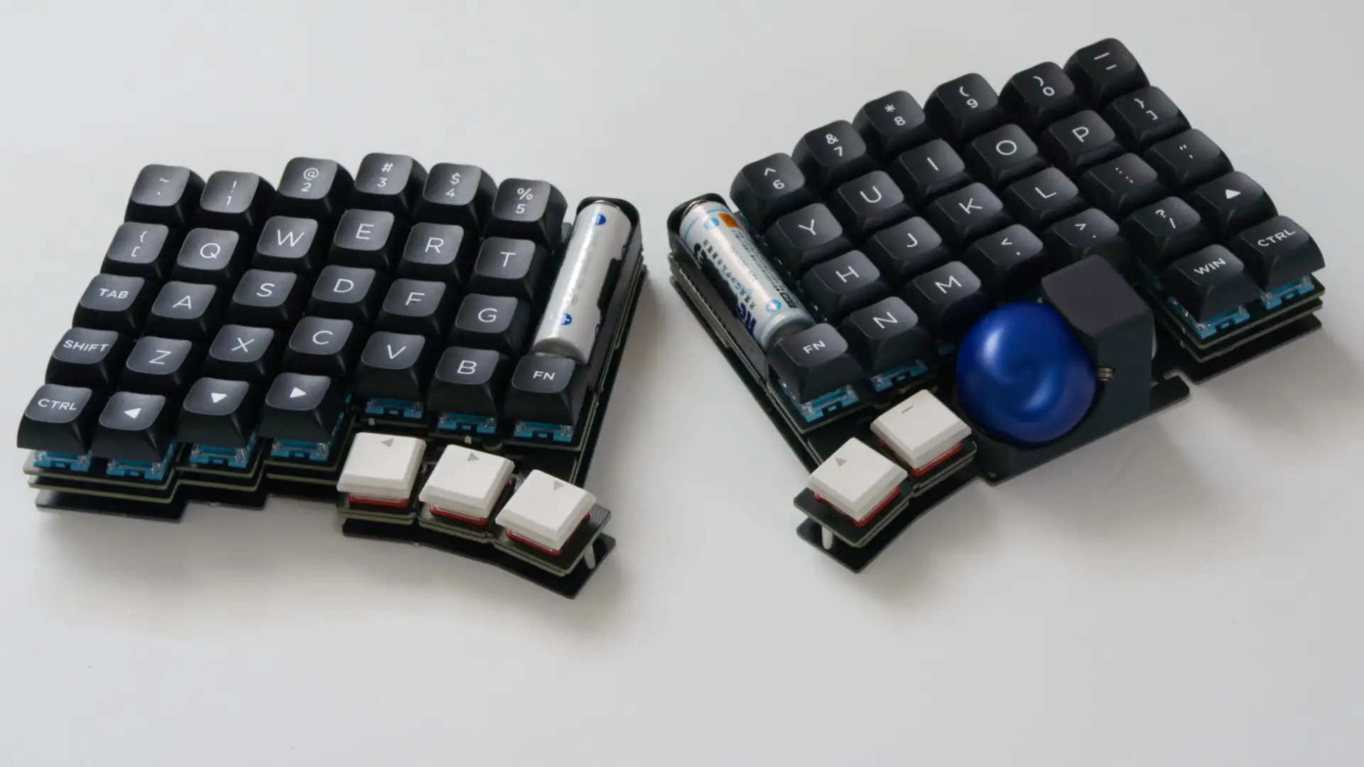 torabo-tsuki トラックボール付きの無線分割キーボードを作って