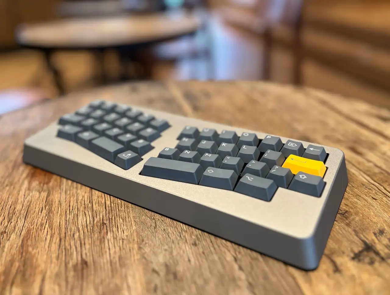 40%キーボード DECO40 PC削り出しケース 真鍮デコレーションカバー